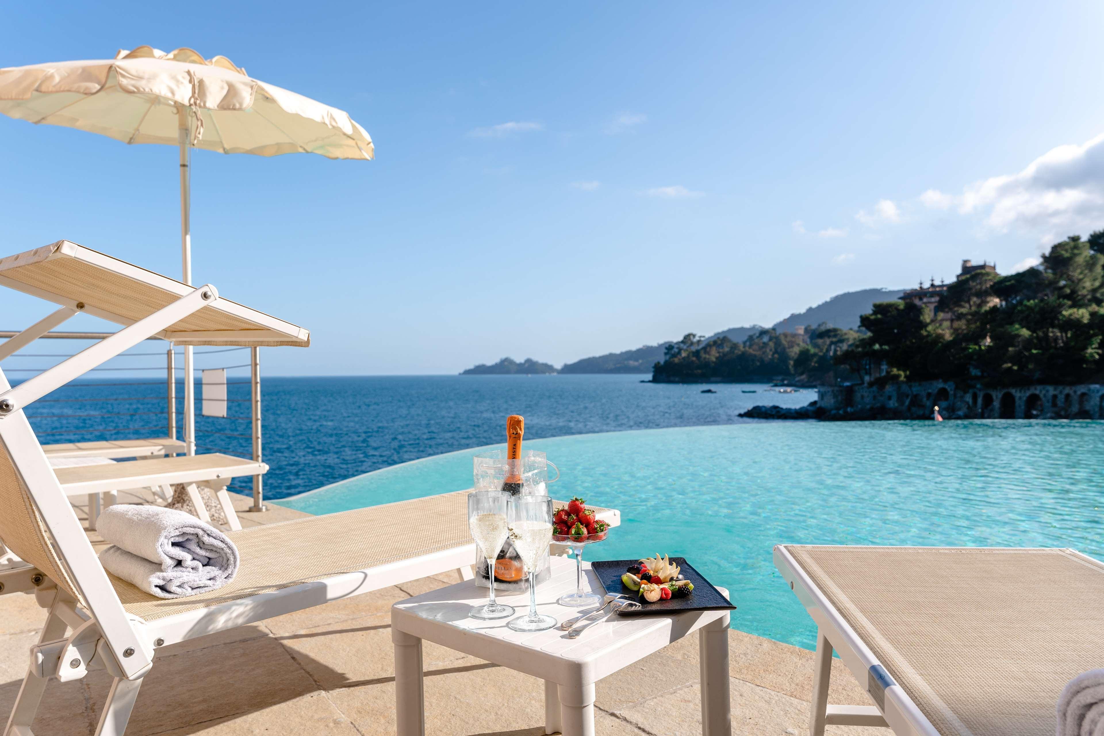 Excelsior Palace Portofino Coast Rapallo Luaran gambar The pool at the Hotel Excelsior